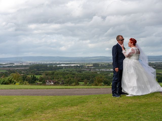 Suzanne and Simon's Wedding in Bristol City, Bristol 11