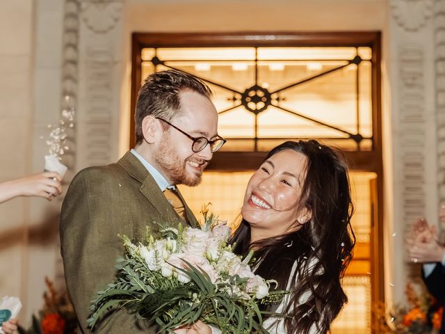 Jamie and Bao's Wedding in Marylebone, West Central London 32