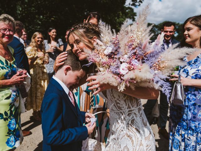 Sophie and Sam&apos;s Wedding in Beverley, East Riding of Yorkshire 16