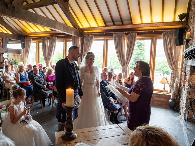 Paul and Leah&apos;s Wedding in Ruthin, Denbighshire 3