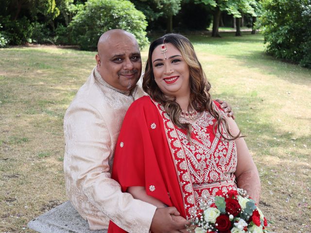 Pritesh and Daniella&apos;s Wedding in Leicester, Leicestershire 44