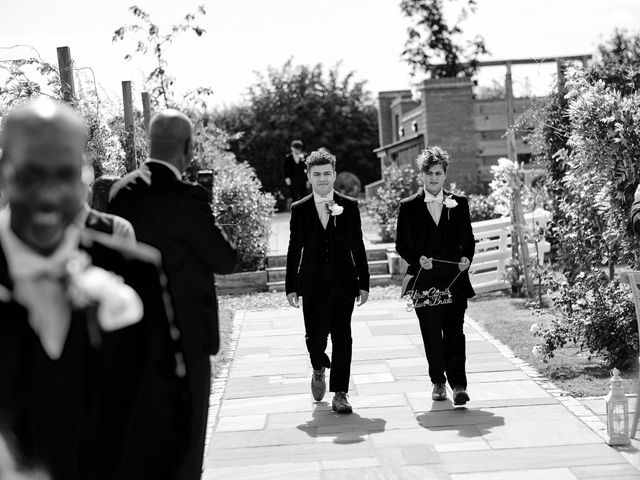 Everton and Julie&apos;s Wedding in Stratford Upon Avon, Warwickshire 31