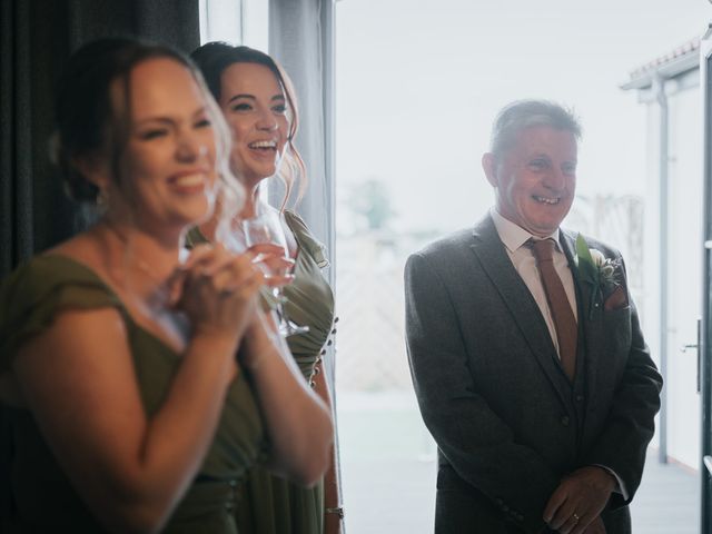 Owin and Nicola&apos;s Wedding in Hull, East Riding of Yorkshire 20