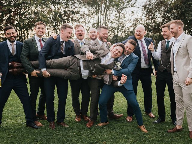 Owin and Nicola&apos;s Wedding in Hull, East Riding of Yorkshire 48