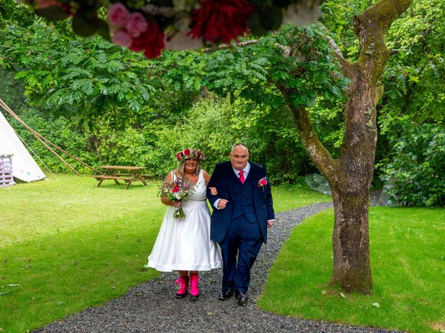 Markus and Tracy&apos;s Wedding in Bodmin, Cornwall 30