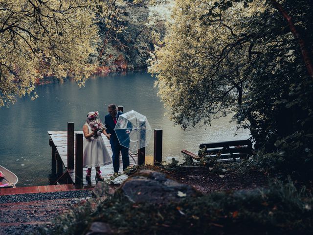 Markus and Tracy&apos;s Wedding in Bodmin, Cornwall 114