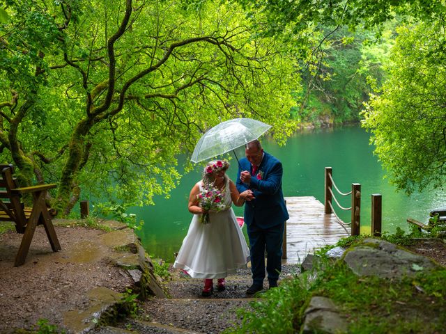 Markus and Tracy&apos;s Wedding in Bodmin, Cornwall 119