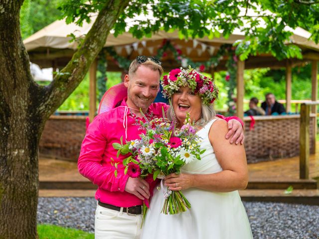 Markus and Tracy&apos;s Wedding in Bodmin, Cornwall 136