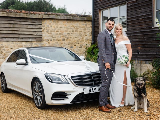 Reece and Ellen&apos;s Wedding in Lechlade, Gloucestershire 17