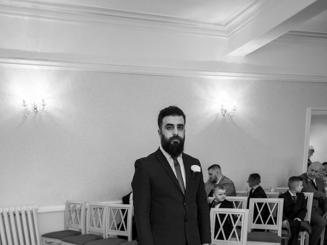 Hussein and Rachel's Wedding in Arnold, Nottinghamshire 25