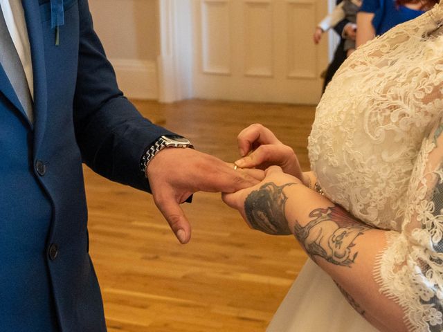 Hussein and Rachel's Wedding in Arnold, Nottinghamshire 33