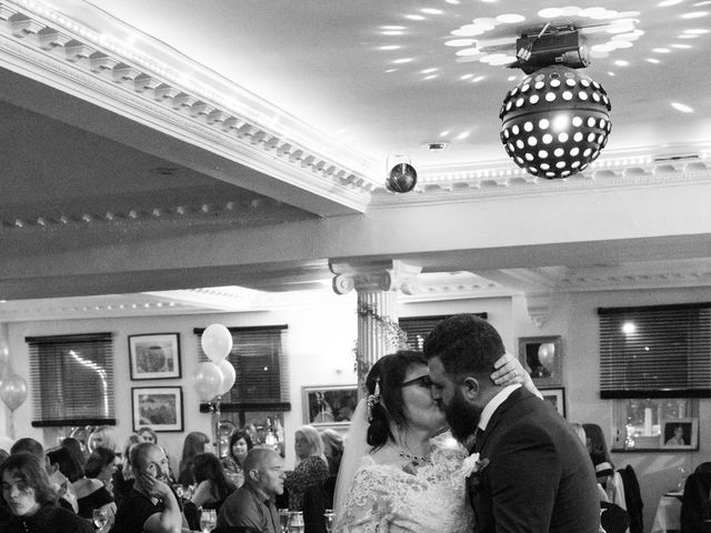 Hussein and Rachel&apos;s Wedding in Arnold, Nottinghamshire 49