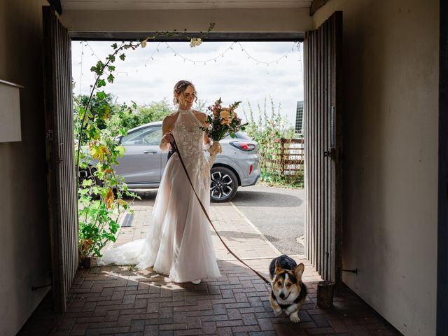 Rafael and Fidelis&apos;s Wedding in Abingdon, Oxfordshire 6