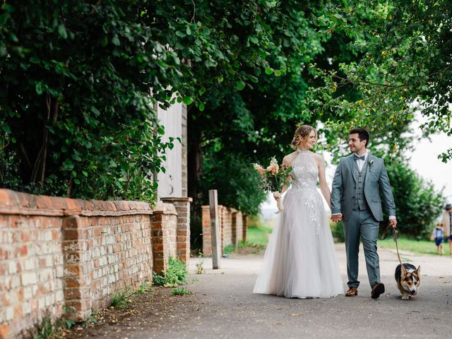 Rafael and Fidelis&apos;s Wedding in Abingdon, Oxfordshire 10