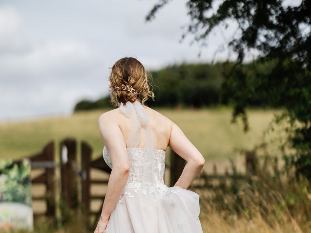 Rafael and Fidelis&apos;s Wedding in Abingdon, Oxfordshire 13