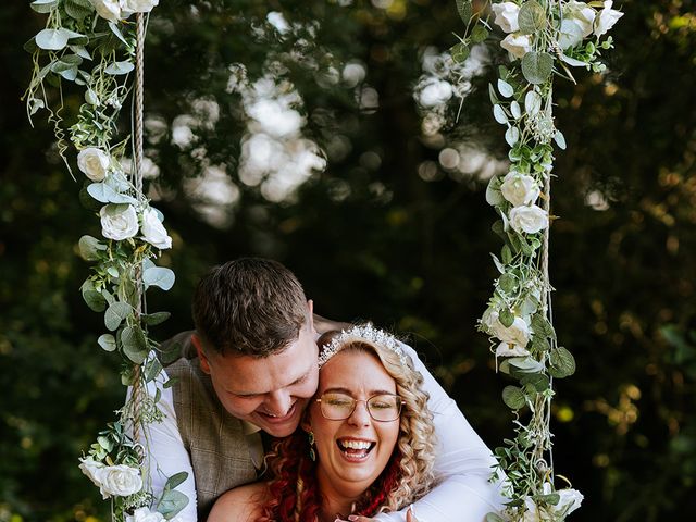 Alex and Donna's Wedding in Keynsham, Bristol 4
