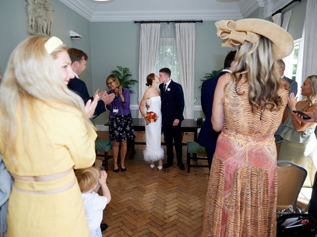 Rebecca and Gareth&apos;s Wedding in Twickenham, Middlesex 18