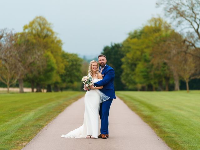 James and Jennifer&apos;s Wedding in Cambridge, Cambridgeshire 18