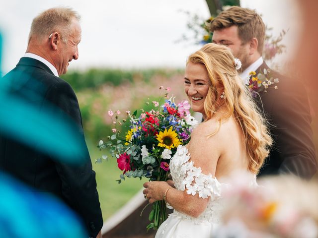 Tom and Libby&apos;s Wedding in Northampton, Northamptonshire 11