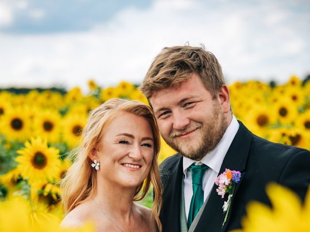 Tom and Libby&apos;s Wedding in Northampton, Northamptonshire 19