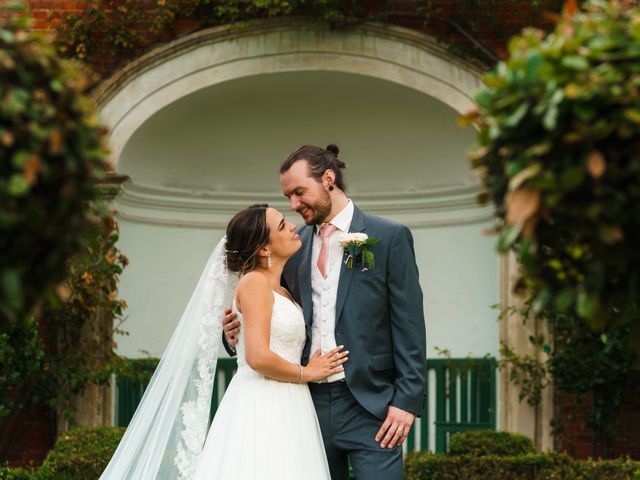 Natalia and Bradley&apos;s Wedding in Buckingham, Buckinghamshire 21