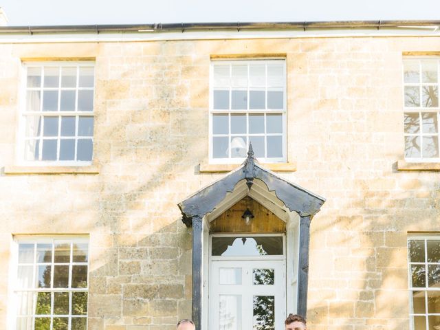 Tom and Hannah&apos;s Wedding in Chipping Campden, Gloucestershire 33