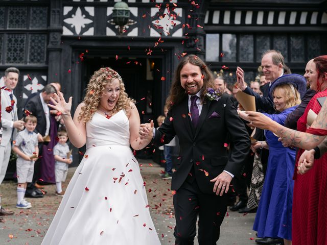 James and Fiona&apos;s Wedding in Bramhall, Cheshire 2