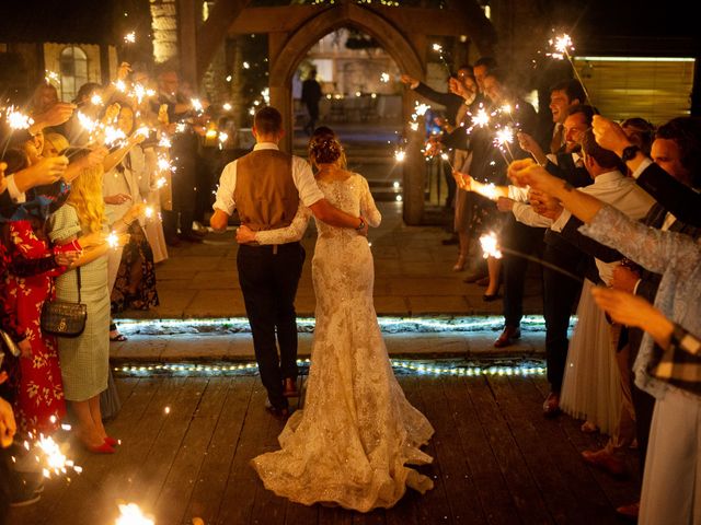 Tom and Jess&apos;s Wedding in Cirencester, Gloucestershire 24