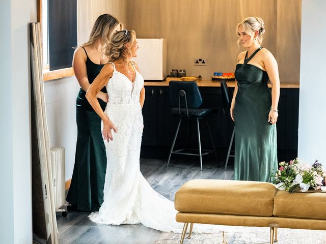 MIKE and VANESSA's Wedding in Willerby, East Riding of Yorkshire 52