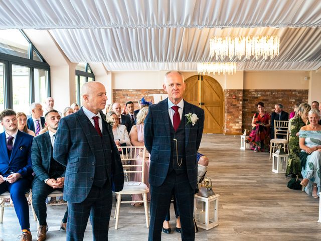 MIKE and VANESSA's Wedding in Willerby, East Riding of Yorkshire 77