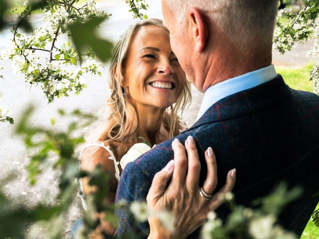 MIKE and VANESSA's Wedding in Willerby, East Riding of Yorkshire 186