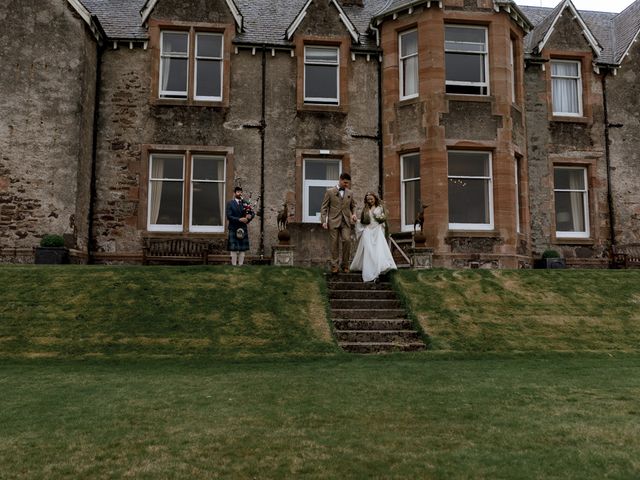 Tobias and Leonie&apos;s Wedding in Dingwall, Ross-shire 7