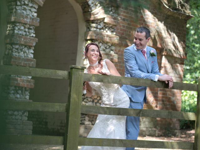 Rob and Edyta&apos;s Wedding in Great Missenden, Buckinghamshire 15