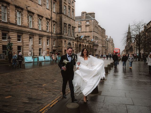 Brian and Edyta&apos;s Wedding in Edinburgh, Lothian &amp; Borders 41