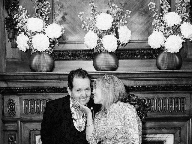 Paul and Daria's Wedding in Marylebone, West Central London 16