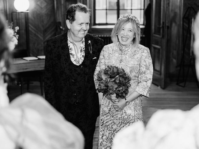 Paul and Daria's Wedding in Marylebone, West Central London 17
