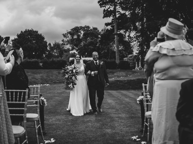 Matt and Jazmin&apos;s Wedding in Lynsted, Kent 12