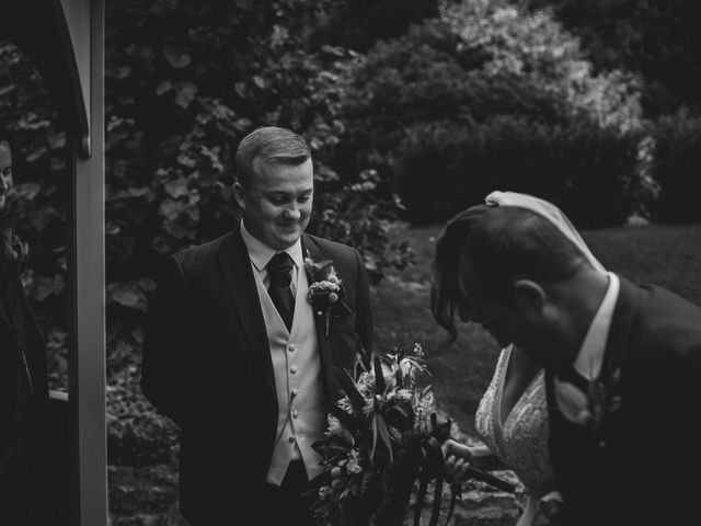 Matt and Jazmin&apos;s Wedding in Lynsted, Kent 13