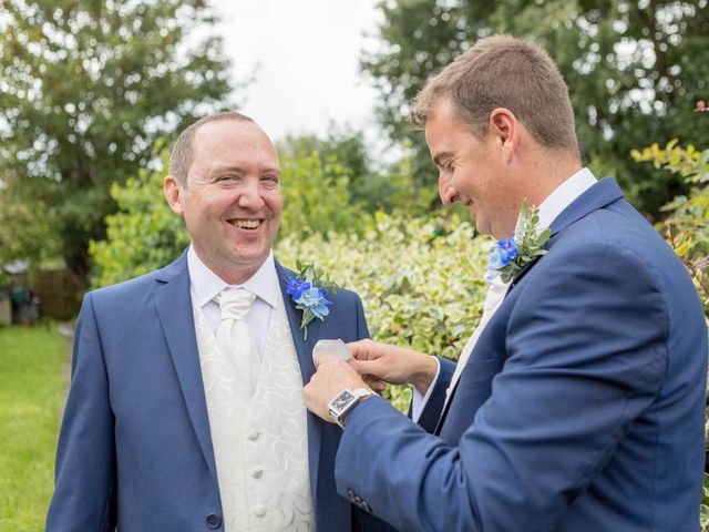 Sam and Cathy&apos;s Wedding in Pangbourne, Berkshire 13