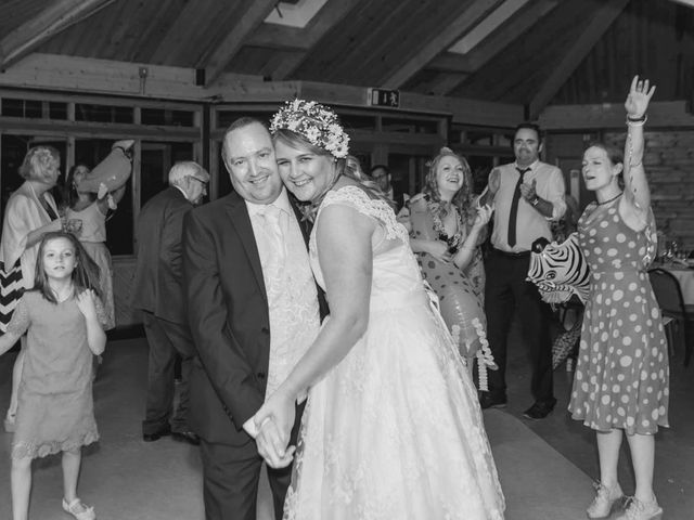 Sam and Cathy&apos;s Wedding in Pangbourne, Berkshire 42