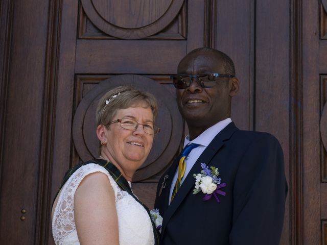 Steve and Fiona's Wedding in Luton, Bedfordshire 20
