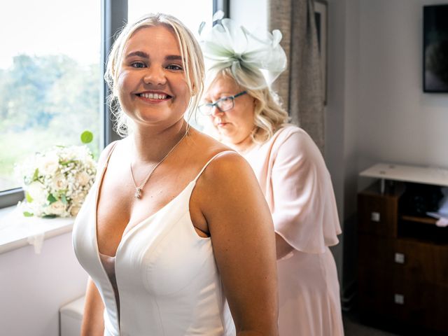 NATALIE and ELISHA's Wedding in Hull, East Riding of Yorkshire 15