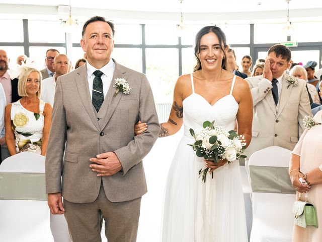 NATALIE and ELISHA's Wedding in Hull, East Riding of Yorkshire 65