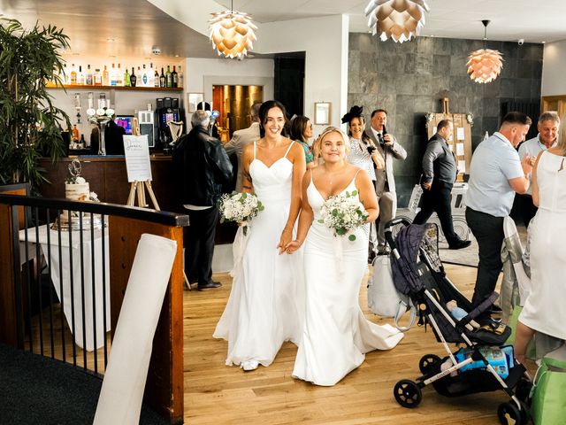 NATALIE and ELISHA's Wedding in Hull, East Riding of Yorkshire 115