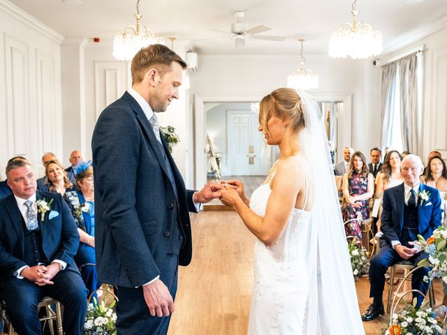 Keith and Pippa's Wedding in Hull, East Riding of Yorkshire 123