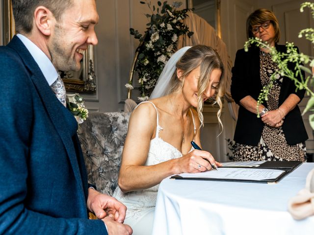 Keith and Pippa's Wedding in Hull, East Riding of Yorkshire 126