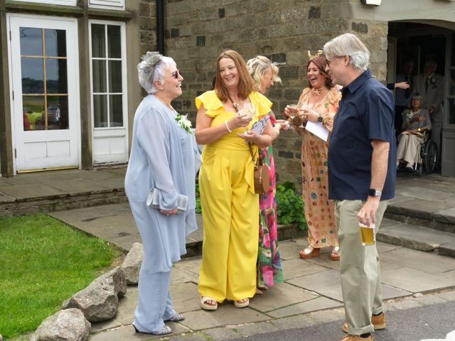 Darren and Joanne's Wedding in Oldham, Greater Manchester 6