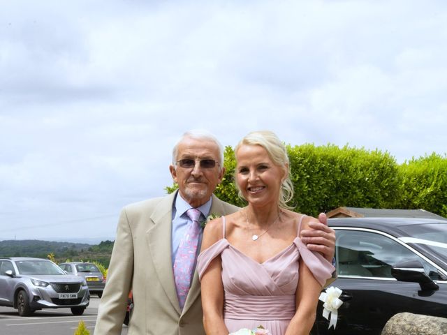 Darren and Joanne's Wedding in Oldham, Greater Manchester 18