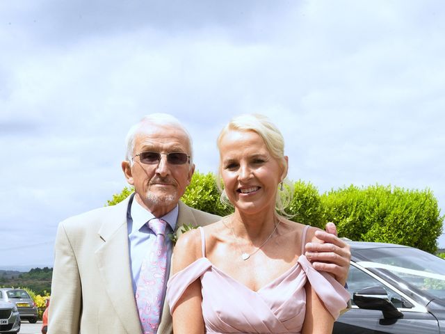 Darren and Joanne's Wedding in Oldham, Greater Manchester 19