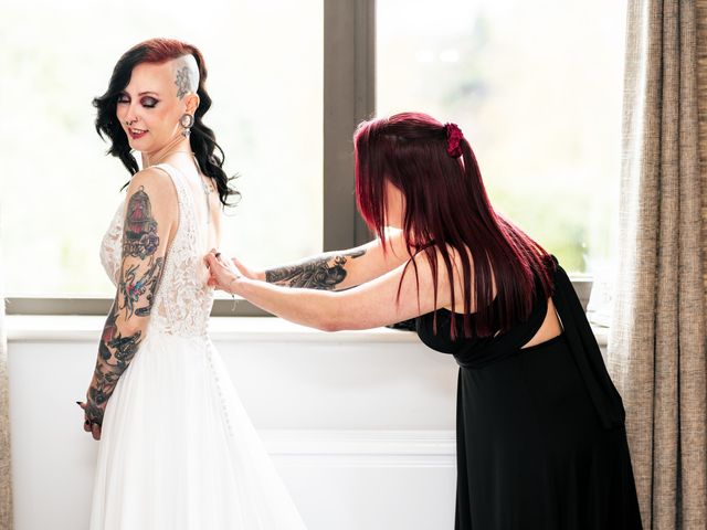 ROB and LOTI's Wedding in Hull, East Riding of Yorkshire 26